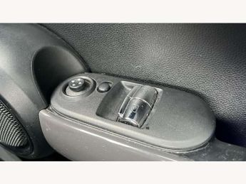 MINI Hatchback 1.5 Cooper Classic II 3dr Auto