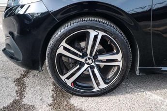 Peugeot 208 1.2 PureTech 110 GT Line 5dr EAT6