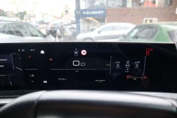 Peugeot 3008 1.2 Hybrid 136 GT 5dr e-DSC6