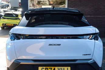 Peugeot 3008 1.2 Hybrid 136 GT 5dr e-DSC6