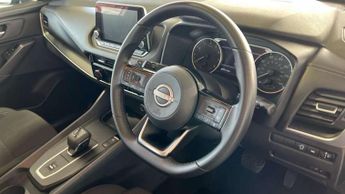 Nissan Qashqai 1.3 DiG-T MH 158 Acenta Premium 5dr Xtronic