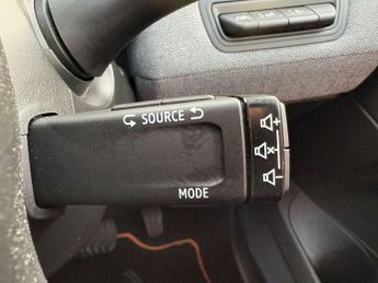 Renault Clio 1.6 E-TECH full hybrid 145 Techno 5dr Auto