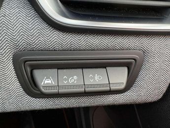 Renault Clio 1.6 E-TECH full hybrid 145 Techno 5dr Auto