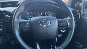 Toyota Hilux Invincible X D/Cab Pick Up 2.8 D-4D Auto