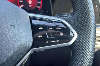 Volkswagen Golf 2.0 TDI 150 R-Line 5dr DSG