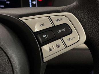 Honda Jazz 1.5 i-MMD Hybrid SE 5dr eCVT