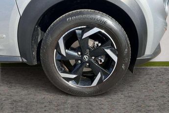 Nissan Juke 1.6 Hybrid N-Connecta 5dr Auto