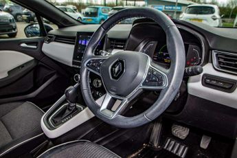 Renault Clio 1.6 E-TECH full hybrid 145 Techno 5dr Auto