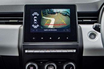 Renault Clio 1.6 E-TECH full hybrid 145 Techno 5dr Auto