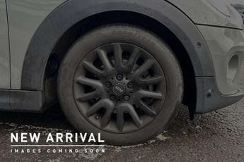 MINI Hatchback 1.5 Cooper Classic II 3dr Auto