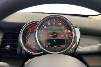 MINI Hatchback 1.5 Cooper Classic II 3dr Auto