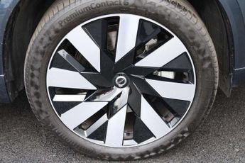 Volvo XC90 2.0 T8 [455] RC PHEV Ultimate Dark 5dr AWD Gtron