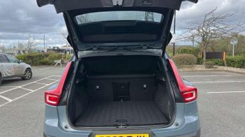 Volvo XC40 1.5 T3 [163] R DESIGN 5dr Geartronic