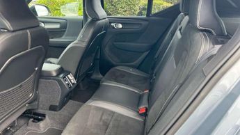 Volvo XC40 1.5 T3 [163] R DESIGN 5dr Geartronic