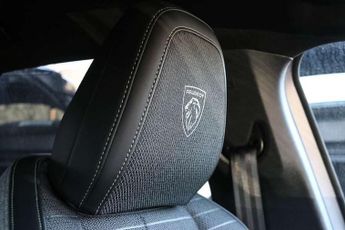 Peugeot 3008 1.2 Hybrid 136 GT 5dr e-DSC6