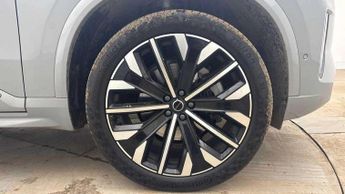 Volvo XC90 2.0 B5P Ultra Dark 5dr AWD Geartronic