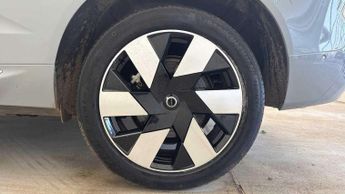 Volvo XC60 2.0 T8 [455] PHEV Ultra Dark 5dr AWD Geartronic