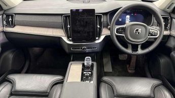 Volvo XC90 2.0 B5P Ultra Dark 5dr AWD Geartronic