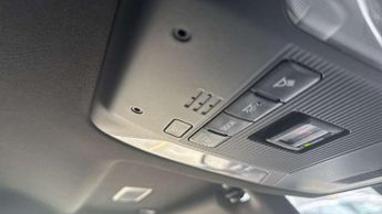 Toyota RAV4 2.5 VVT-i Hybrid Black Edition 5dr CVT