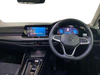 Volkswagen Golf 1.5 eTSI 150 Style 5dr DSG