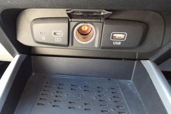 Hyundai i10 1.0 MPi Premium 5dr Auto