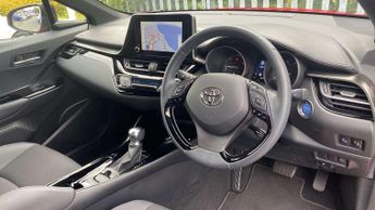 Toyota C-HR 1.8 Hybrid Design 5dr CVT