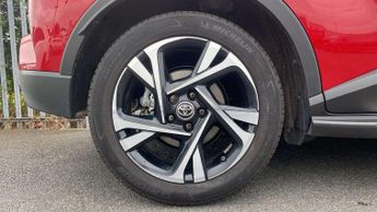 Toyota C-HR 1.8 Hybrid Design 5dr CVT