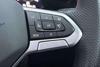 Volkswagen Golf 2.0 TDI 150 R-Line 5dr DSG