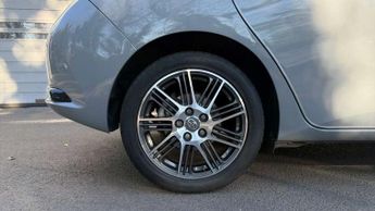 Toyota Auris 1.8 Hybrid Excel TSS 5dr CVT [Leather]