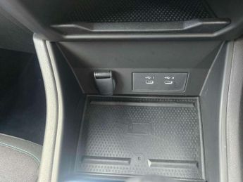 Renault Captur 1.6 E-Tech Full Hybrid 145 Evolution 5dr Auto