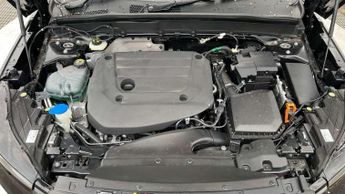 Volvo XC40 2.0 B3P Core 5dr Auto