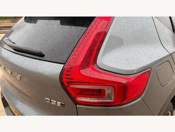 Volvo XC40 2.0 D3 R DESIGN 5dr AWD Geartronic