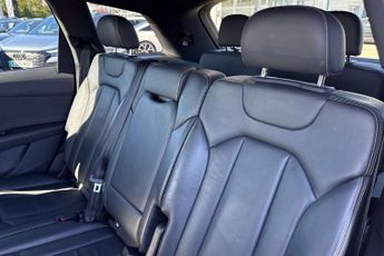 Audi Q7 45 TDI Quattro S Line 5dr Tiptronic