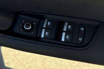 Audi Q7 45 TDI Quattro S Line 5dr Tiptronic