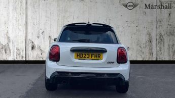 MINI Hatchback 5dr 1.5 Cooper Sport 5dr Auto [Comfort/Nav Pack]