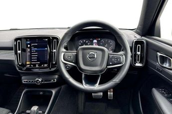 Volvo XC40 2.0 B5P R DESIGN Pro 5dr AWD Auto