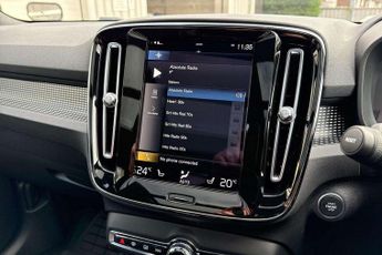 Volvo XC40 2.0 B5P R DESIGN Pro 5dr AWD Auto