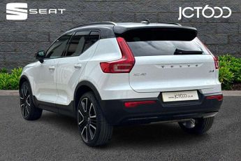 Volvo XC40 2.0 B5P R DESIGN Pro 5dr AWD Auto