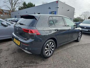 Volkswagen Golf 1.0 eTSI Active 5dr DSG