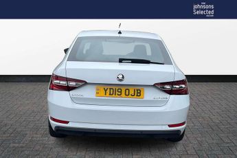 Skoda Superb 1.5 TSI SE L Executive 5dr DSG
