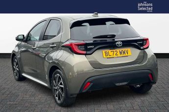 Toyota Yaris 1.5 Hybrid Design 5dr CVT