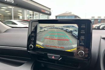 Toyota Yaris 1.5 Hybrid Design 5dr CVT
