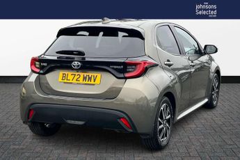 Toyota Yaris 1.5 Hybrid Design 5dr CVT