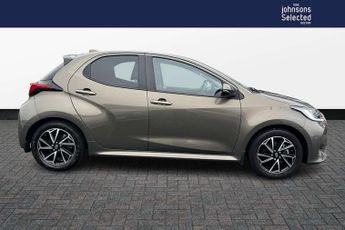 Toyota Yaris 1.5 Hybrid Design 5dr CVT