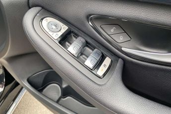 Mercedes-Benz C-Class C220d SE 4dr 9G-Tronic