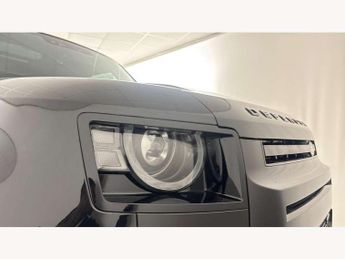 Land Rover Defender 3.0 D250 X-Dynamic SE 110 5dr Auto [7 Seat]
