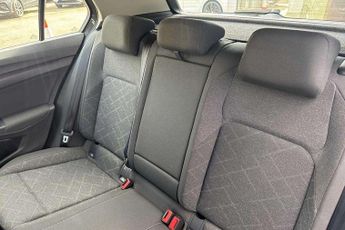 Volkswagen Golf 1.5 eTSI 150 Life 5dr DSG