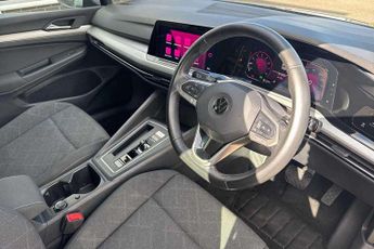 Volkswagen Golf 1.5 eTSI 150 Life 5dr DSG