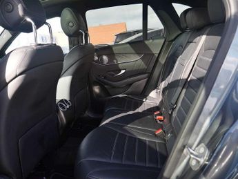 Mercedes-Benz GLC GLC 300d 4Matic AMG Line Premium Pls 5dr 9G-Tronic