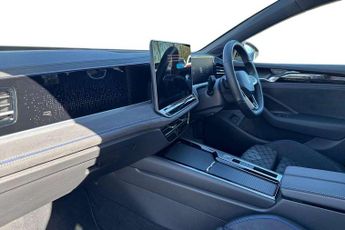 Volkswagen Passat Estate 1.5 TSI eHybrid 272 R-Line 5dr DSG